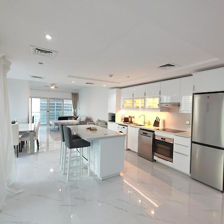 One Bedroom Apartment With Pool & Gym Near Marina 두바이 외부 사진