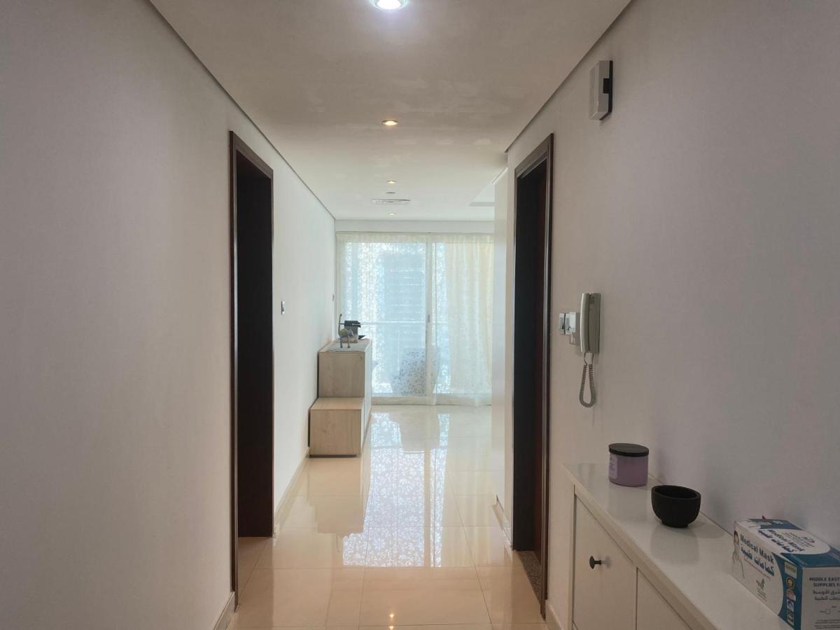 One Bedroom Apartment With Pool & Gym Near Marina 두바이 외부 사진