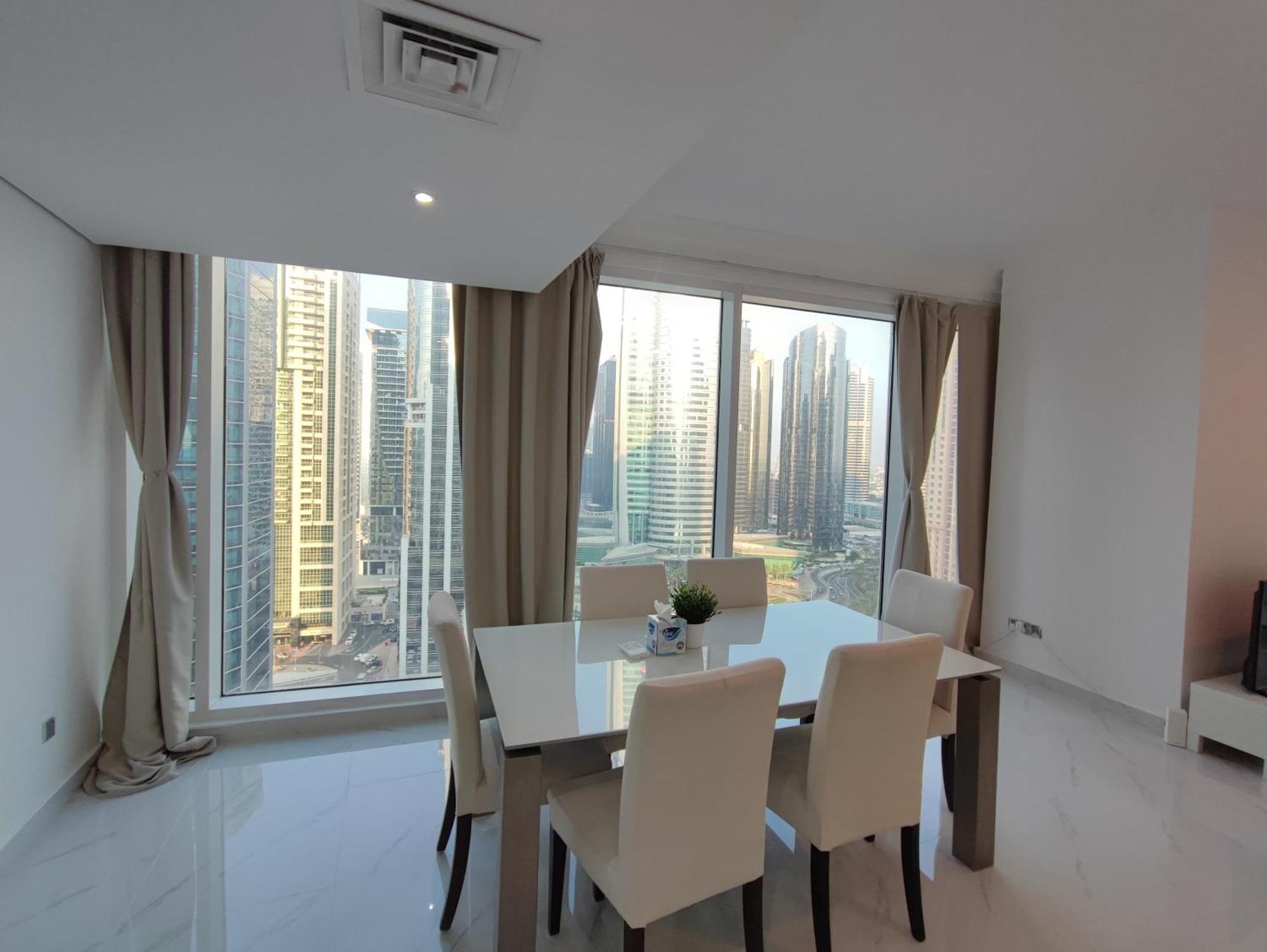 One Bedroom Apartment With Pool & Gym Near Marina 두바이 외부 사진