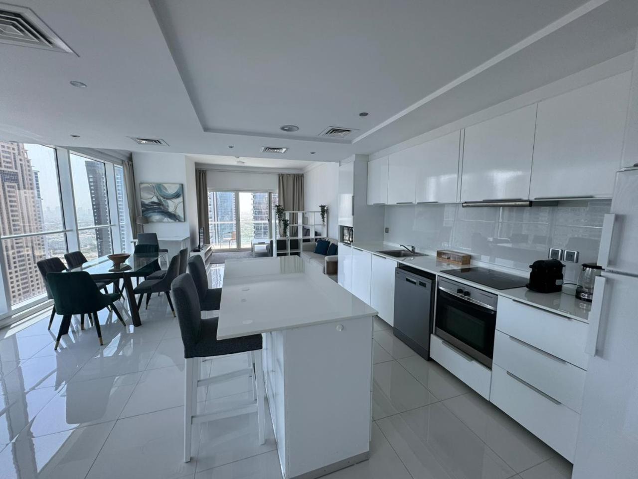One Bedroom Apartment With Pool & Gym Near Marina 두바이 외부 사진